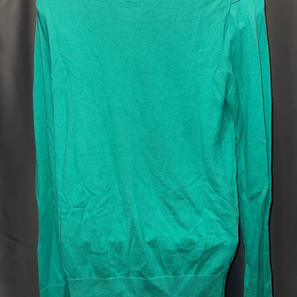 Soft Green Banana Republic Womens Sweater - Image 5