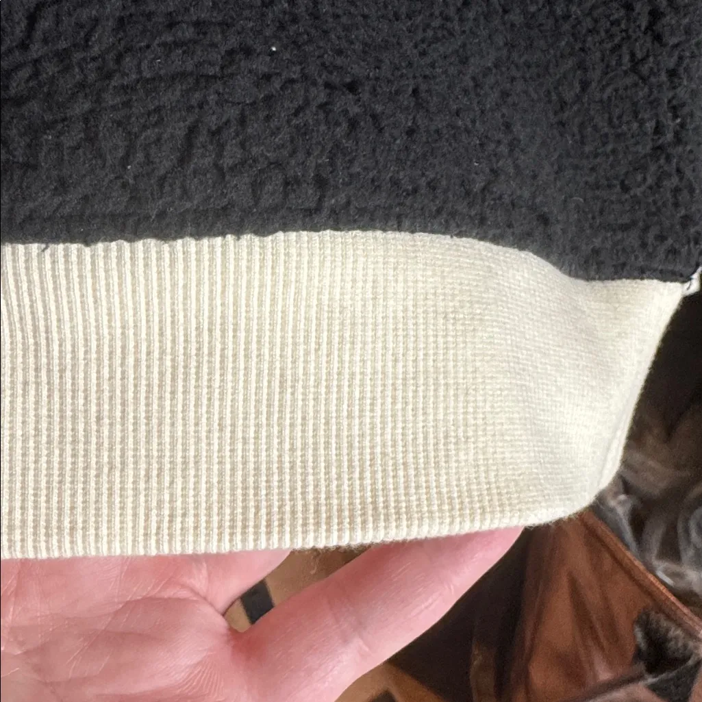 NWOT Lucky Brand Black Sherpa Crewneck Pullover Sweatshirt Cream Trim Size Small - Image 8