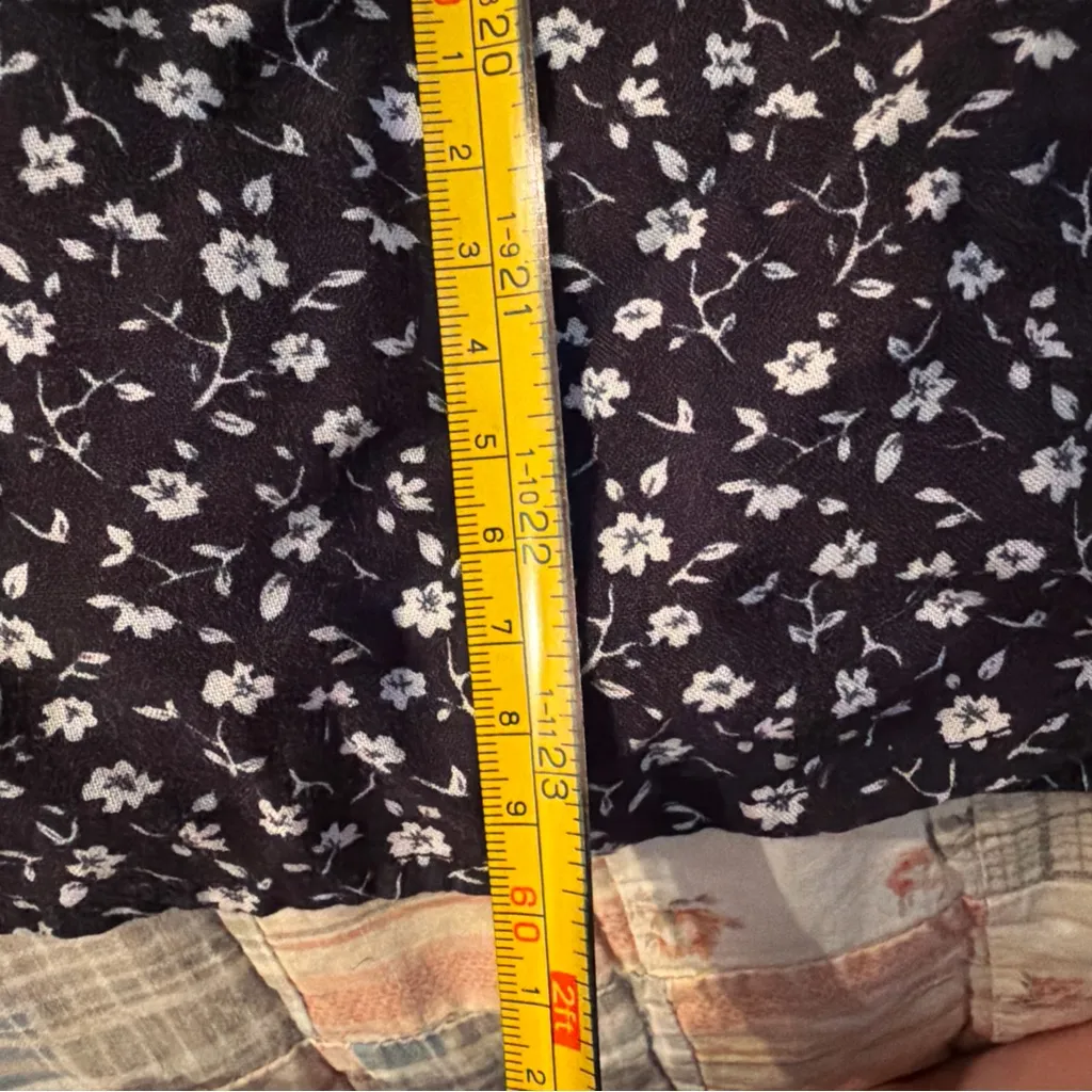 Brandy Melville Black and White Floral Mini Dress - Image 5