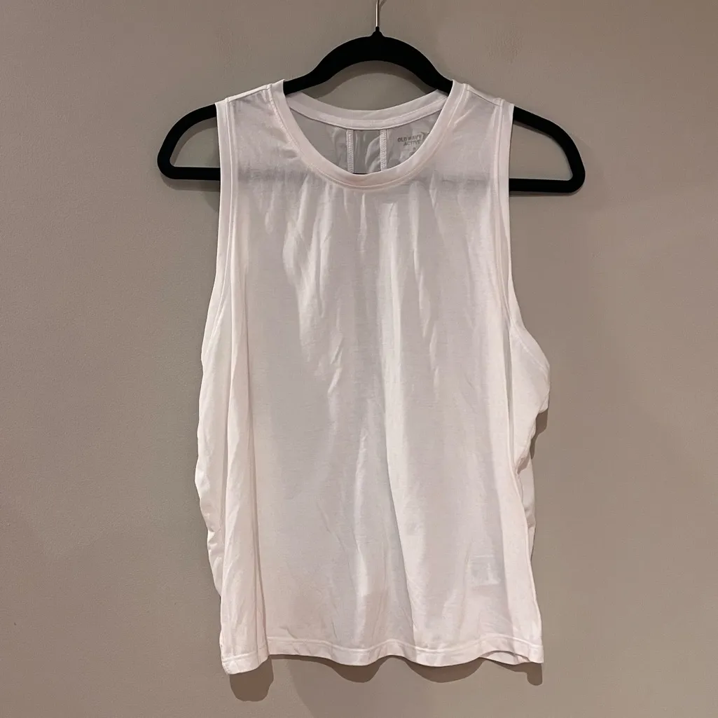 Old Navy White UltraLite Mesh-Stripe Performance
Tank Top - Image 2