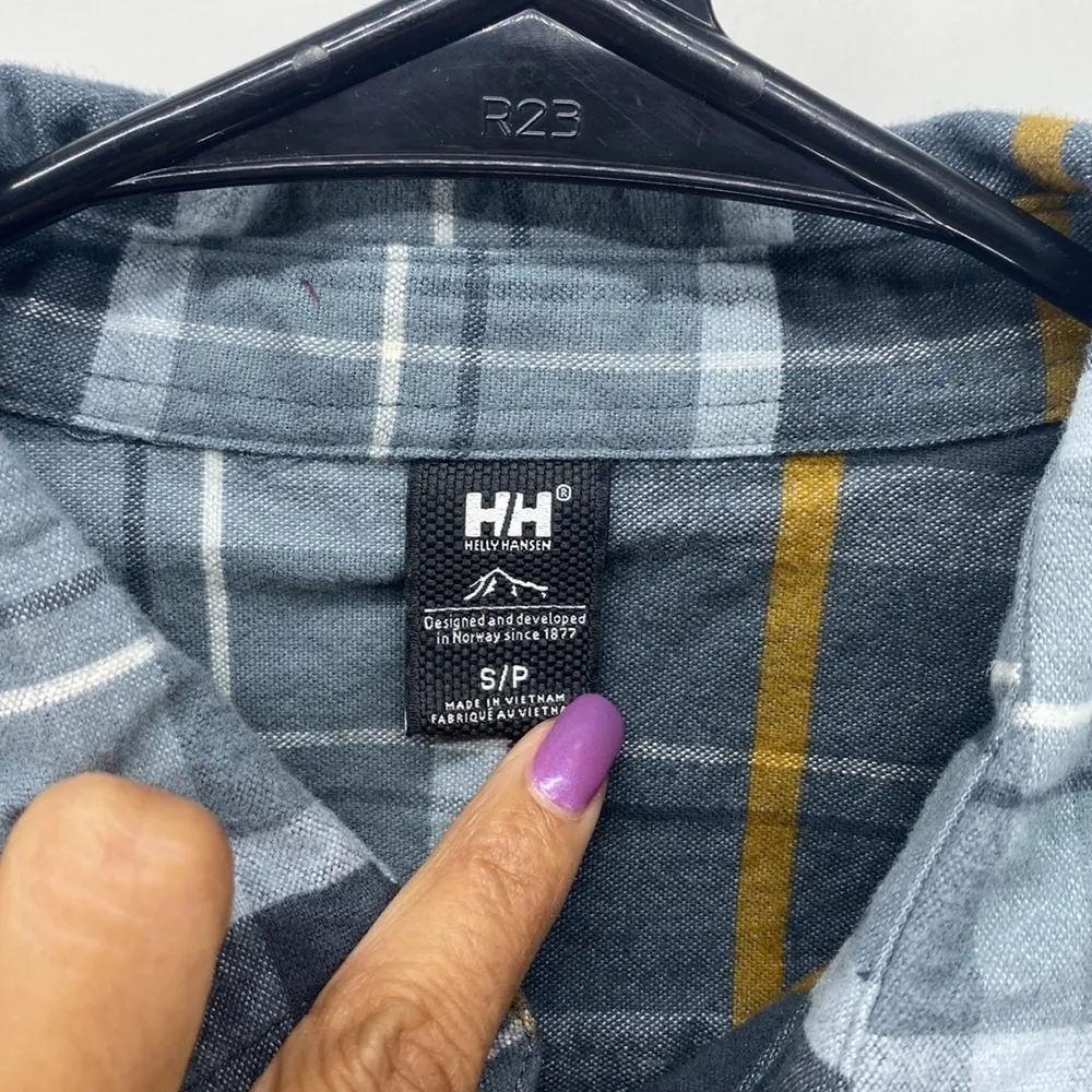 Helly Hansen Women’s Classic Check LS Shirt Gorpcore outdoor camping skiing - Image 2