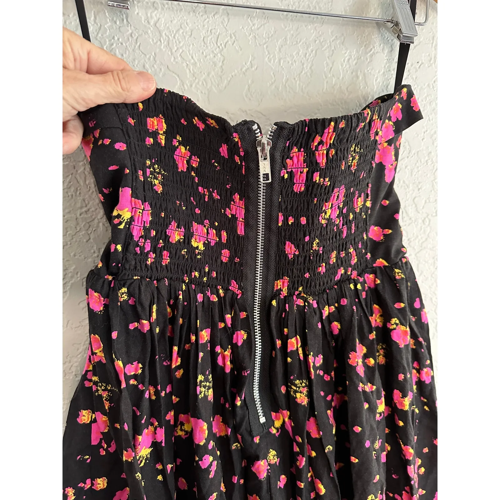 Moda International Pink Black Strapless Mini Dress Date Night Party Valentines Size 8 - Image 4