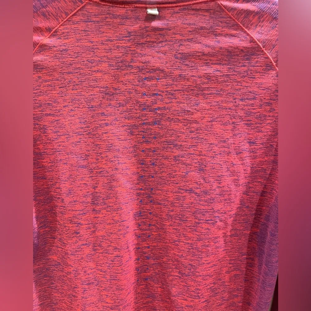 Nike Dri-Fit Long Sleeve Running Shirt - Image 7