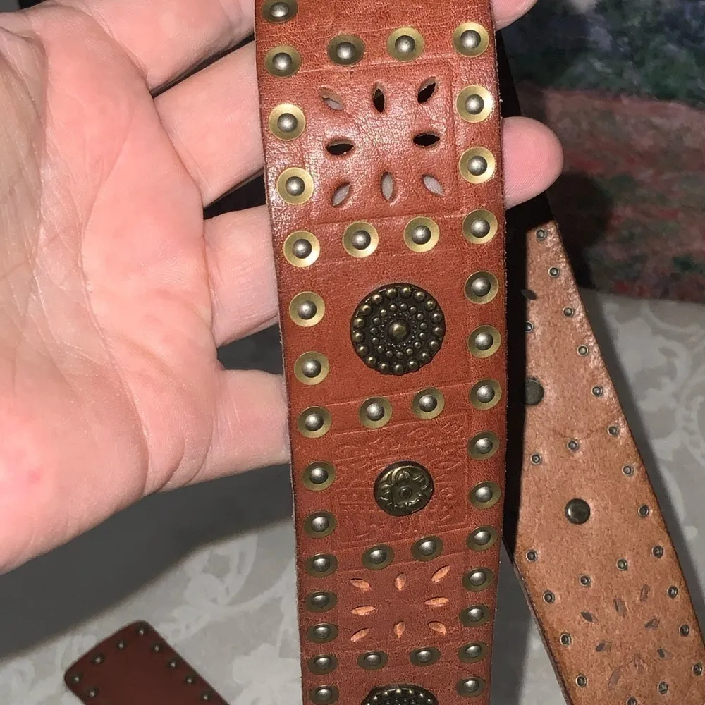 Fossil Leather Western Boho Brown Belt Antique Gold Studs Detail Small - Image 7