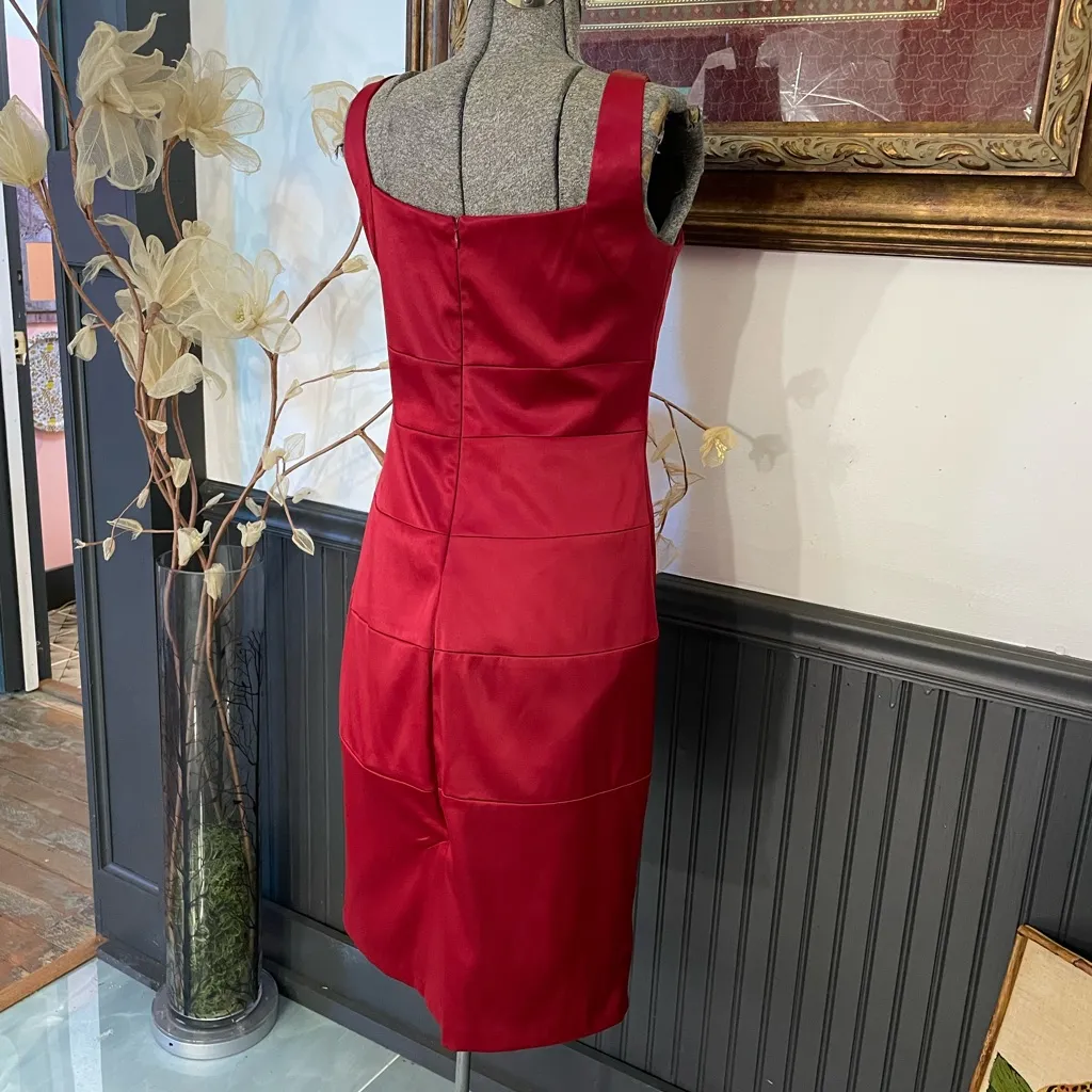Bold & Chic Dress Barn Satin Red Sheath Square Neck Evening Dress - Sz 8 💚🎀 - Image 6