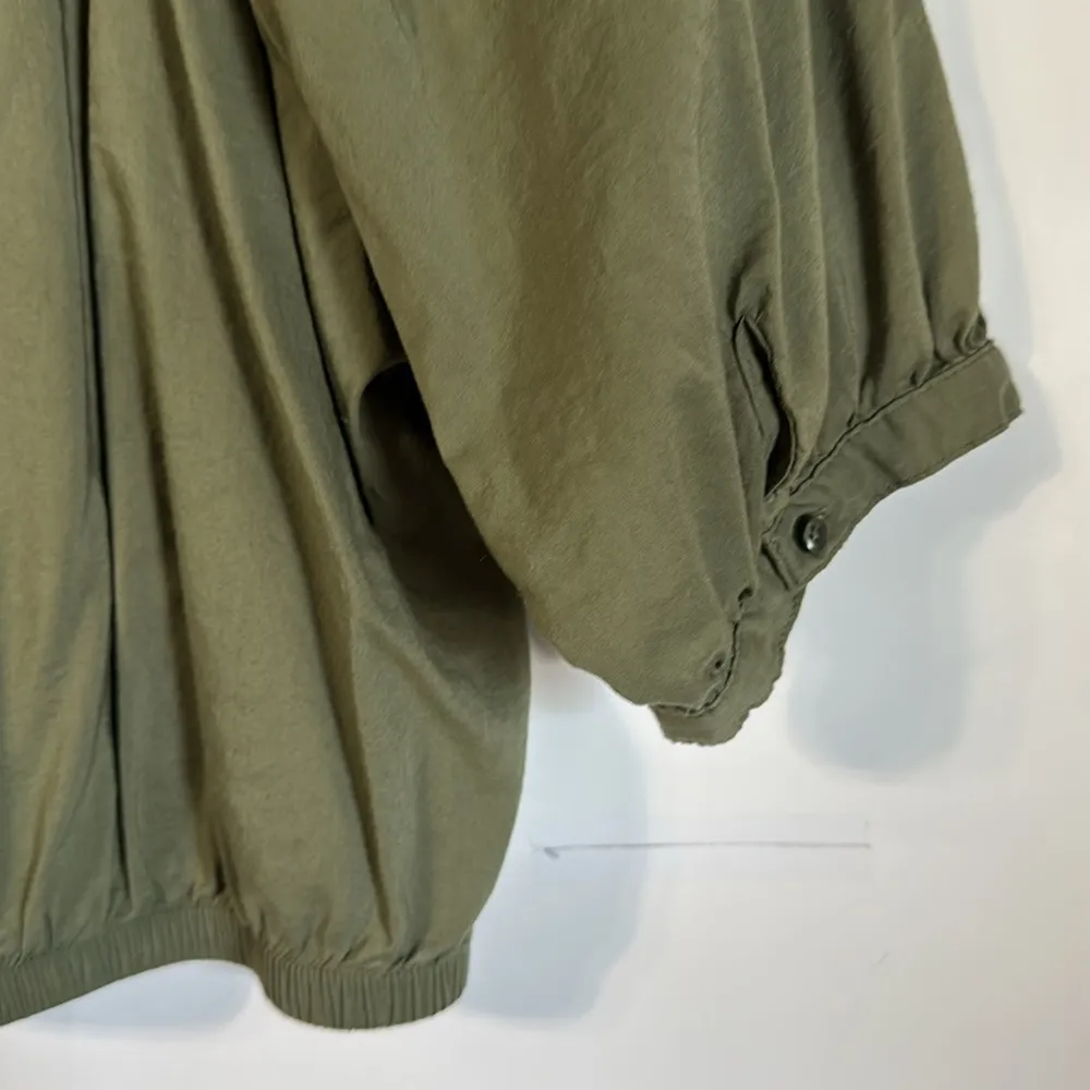 Olive Green Button Front Cropped Top Size M - Image 8
