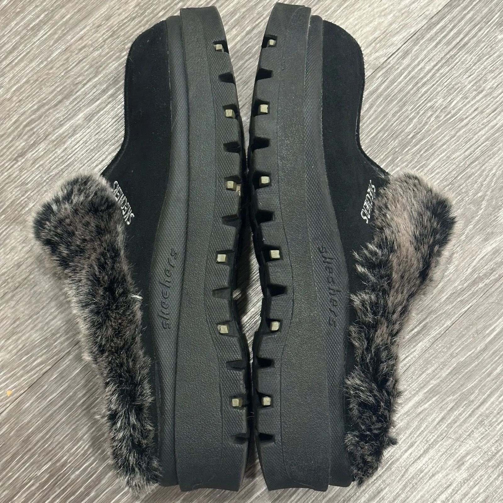 VTG Y2K Skechers Shindigs Fortress Chunky Clog Black Suede Faux Fur Lug Sole 9 - Image 5