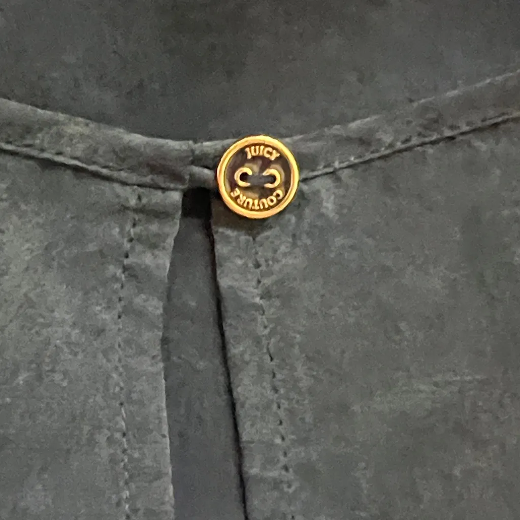 Juicy Couture Silk Dark Blue Sleeveless Blouse - Image 10