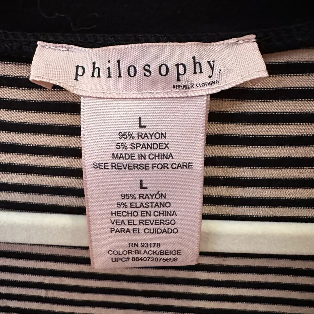 tunic, shark bite hem. Sz L, EUC - Image 3