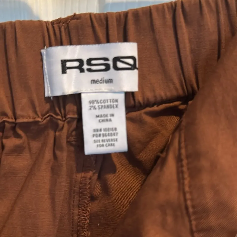 RSQ Womens Cargo Smock Waist Tie Jogger Pants Copper Color Size M - Image 4