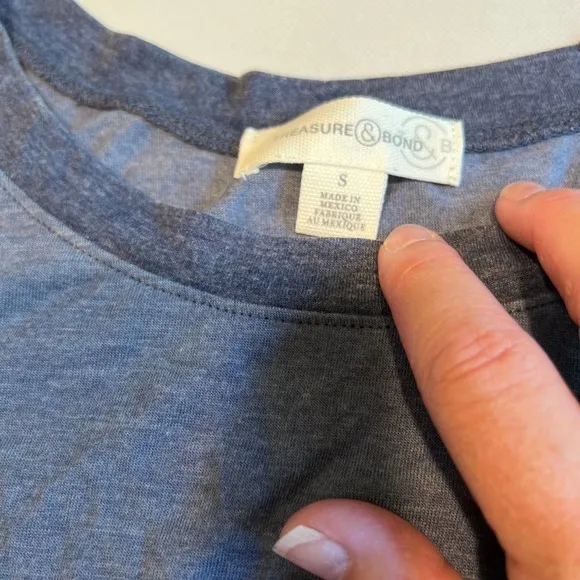 Treasure & Bond Womens Shirt Long‎ Sleeve Crew Neck Light Weight Size Small - Image 2