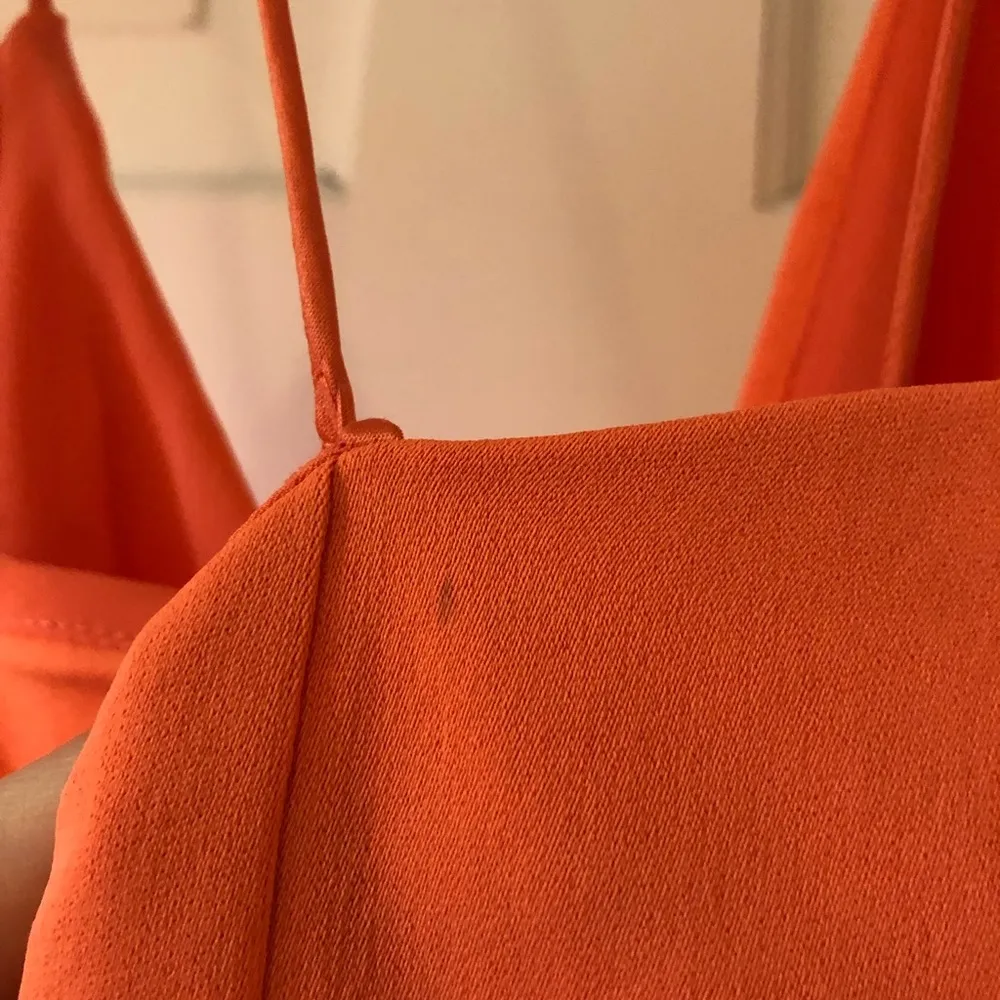 Alice + Olivia Katie Tie Wrap Mini Dress in Coral Orange Size 10 Sleeveless - Image 9