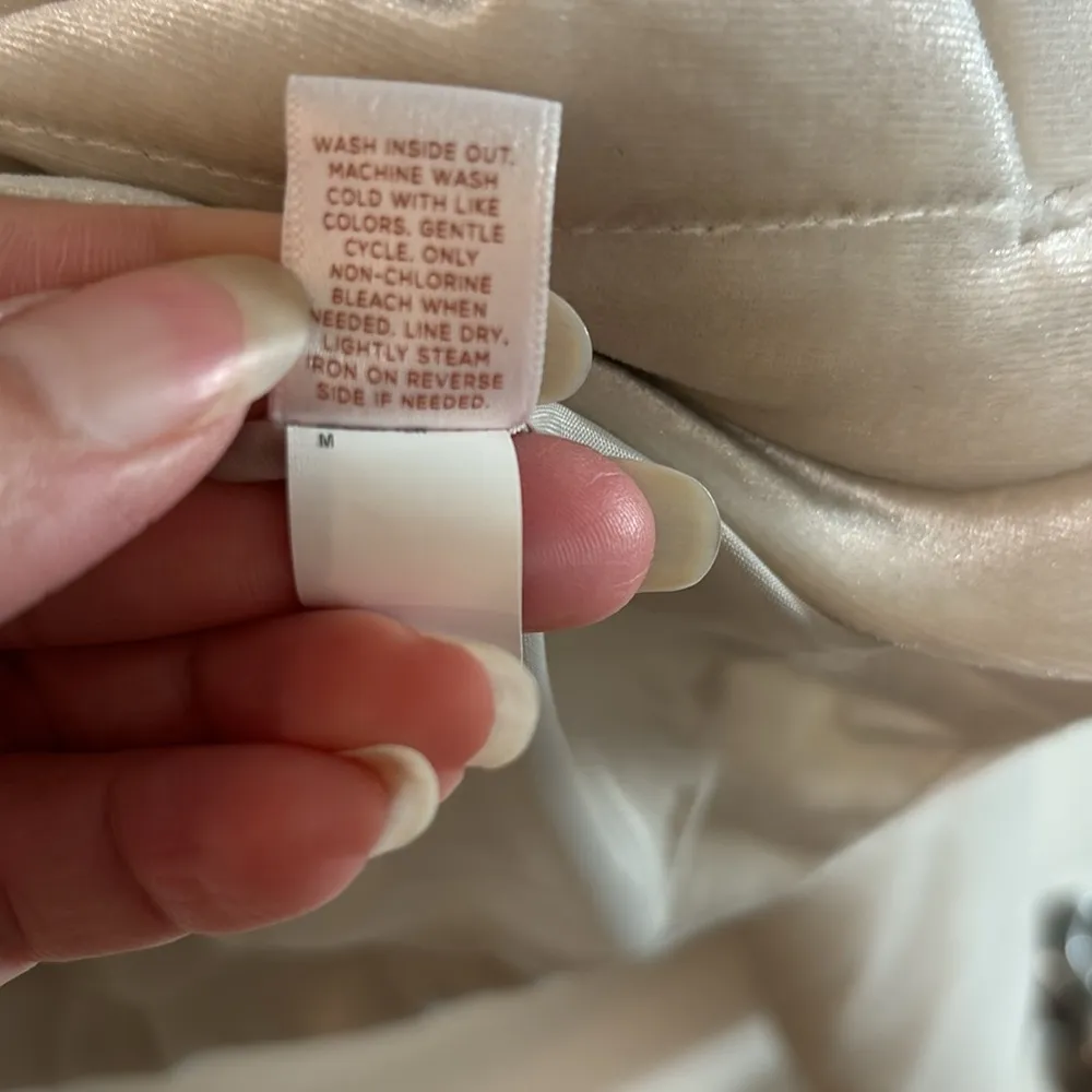 Lauren Conrad All Is Cozy Puffer Bomber Jacket Color Cream Velvet Size M - Image 6