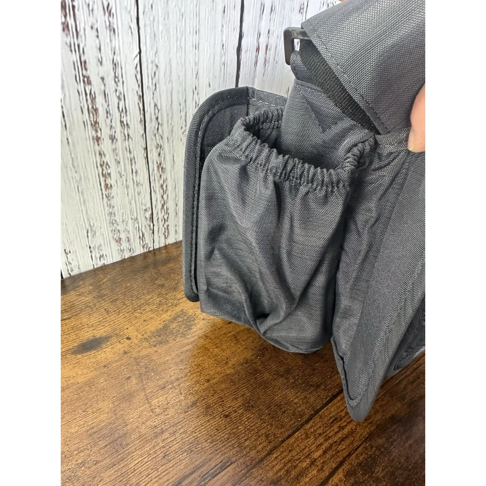 Lug Wings Gray Purse Crossbody Travel Bag Water Bottle Pockets Adjustable Strap - Image 12