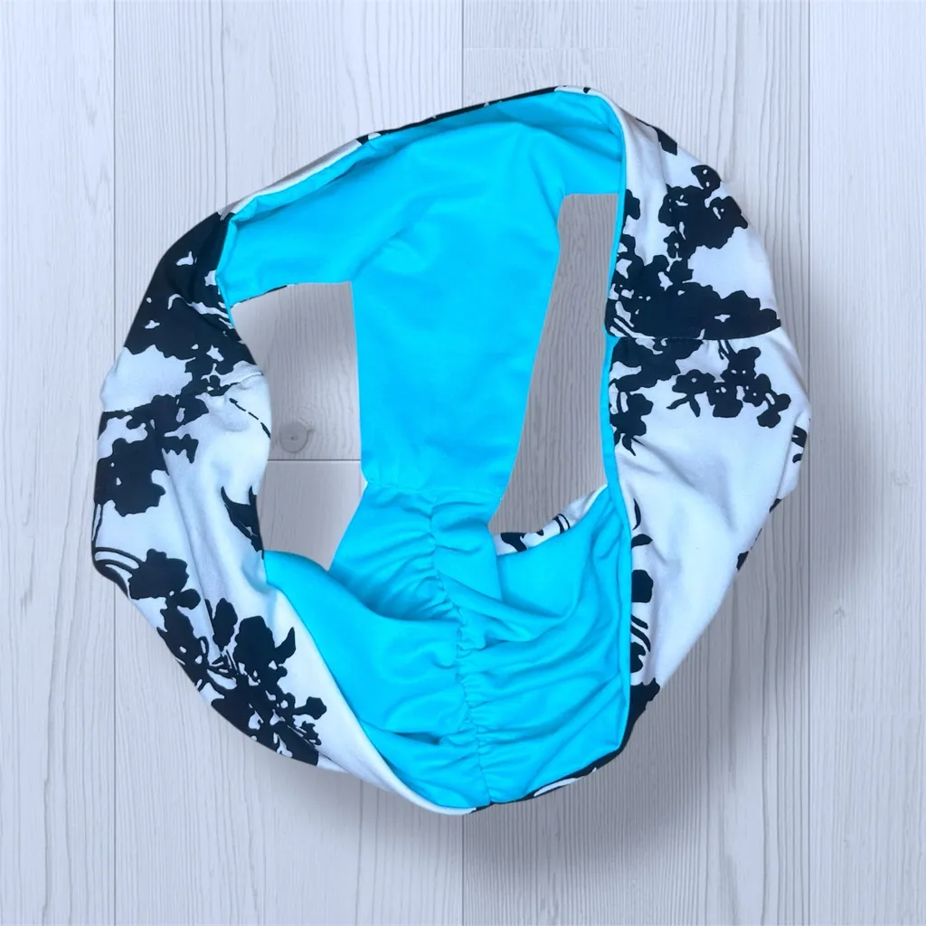 Women’s Hawaiian Tropical Reversible Scrunched Bikini Bottoms Blue - Image 8