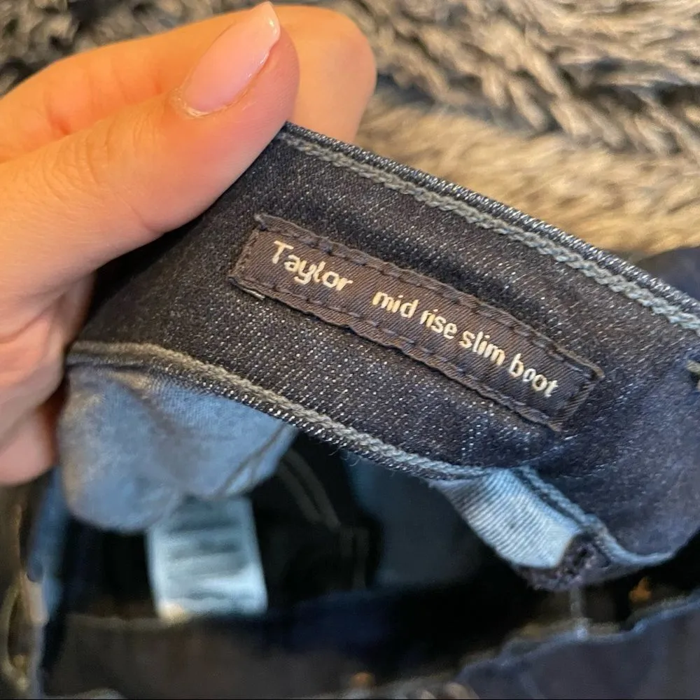 Citizens of Humanity Taylor mid rise slim boot cut Jean
dark wash- Size 27 - Image 6