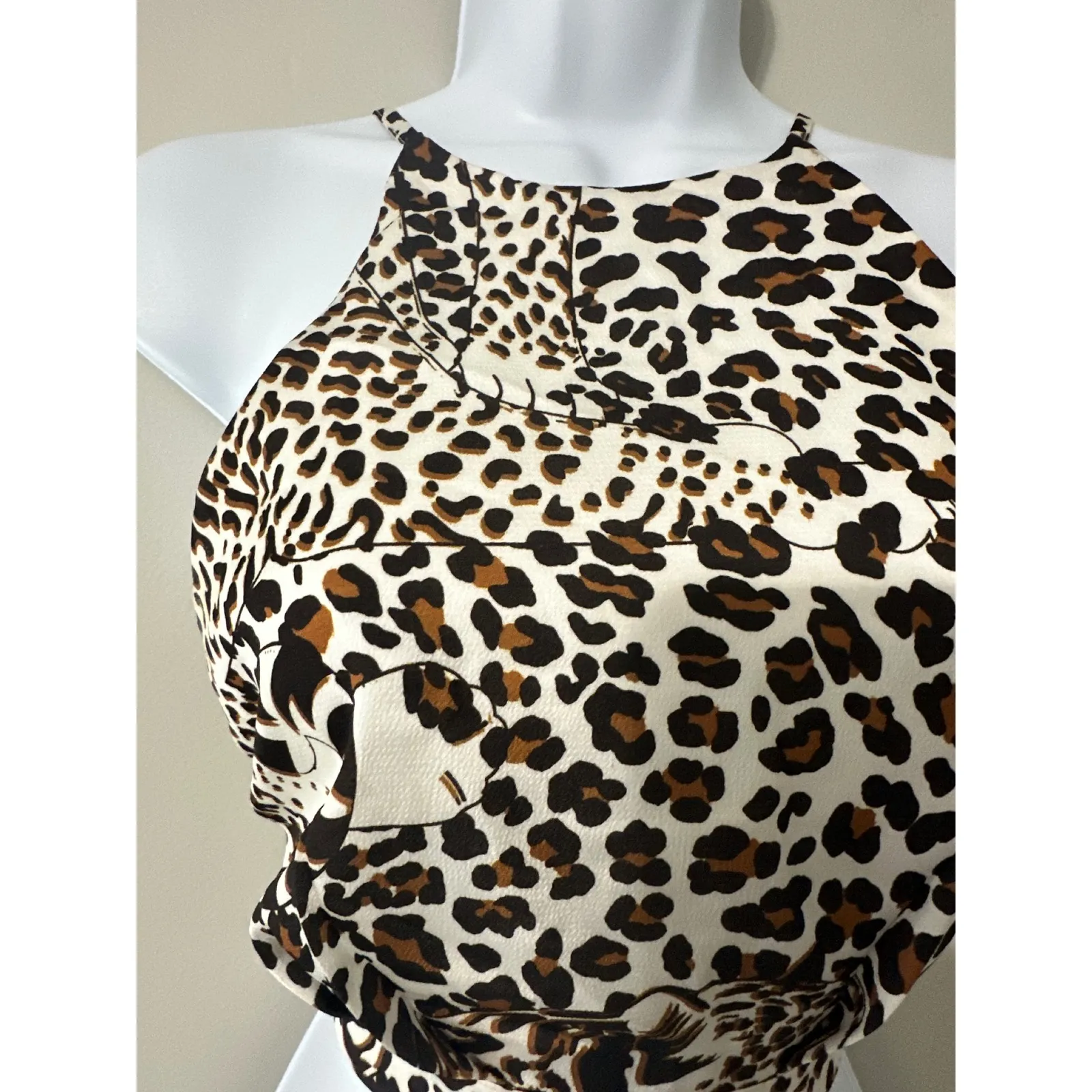 AQUA Leopard Print Halter‎ Crop Top Zipper Back Size S Women's Fashion - Image 5