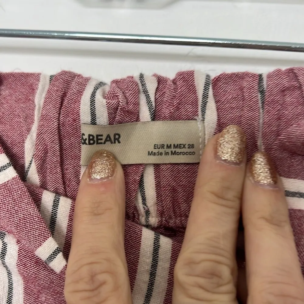 Pull & Bear Red White Striped Cropped Pants Size Medium - Image 3