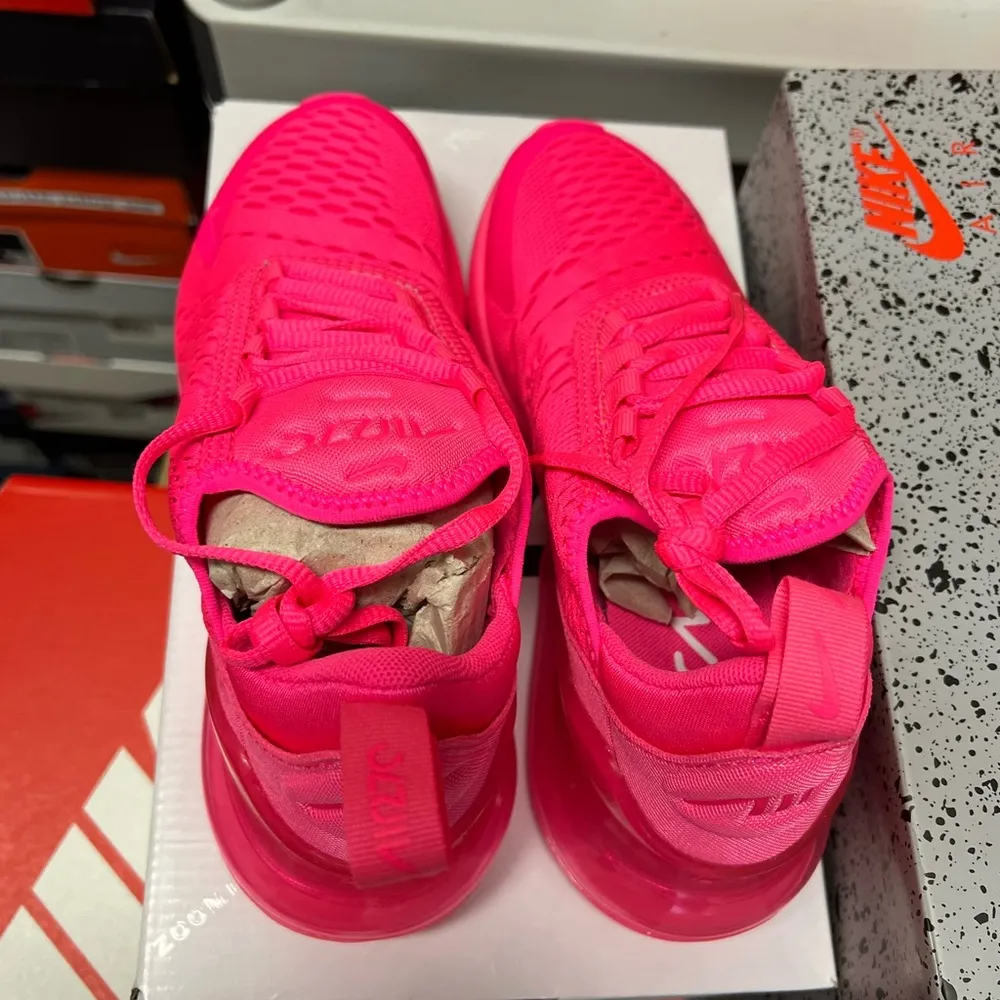 Nike Womens Air Max 270 Shoes FD0293-600 Size 5 Triple Pink - Image 2
