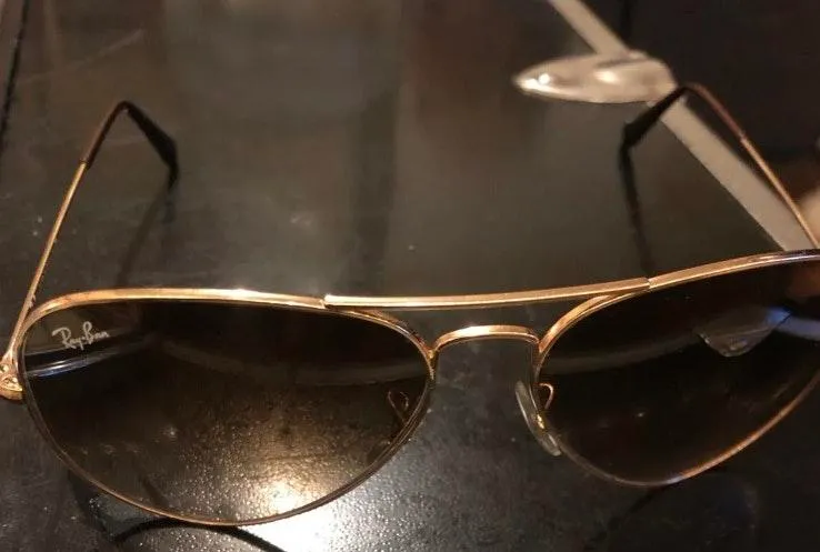 Ray-Ban Raybans Aviators - Image 2