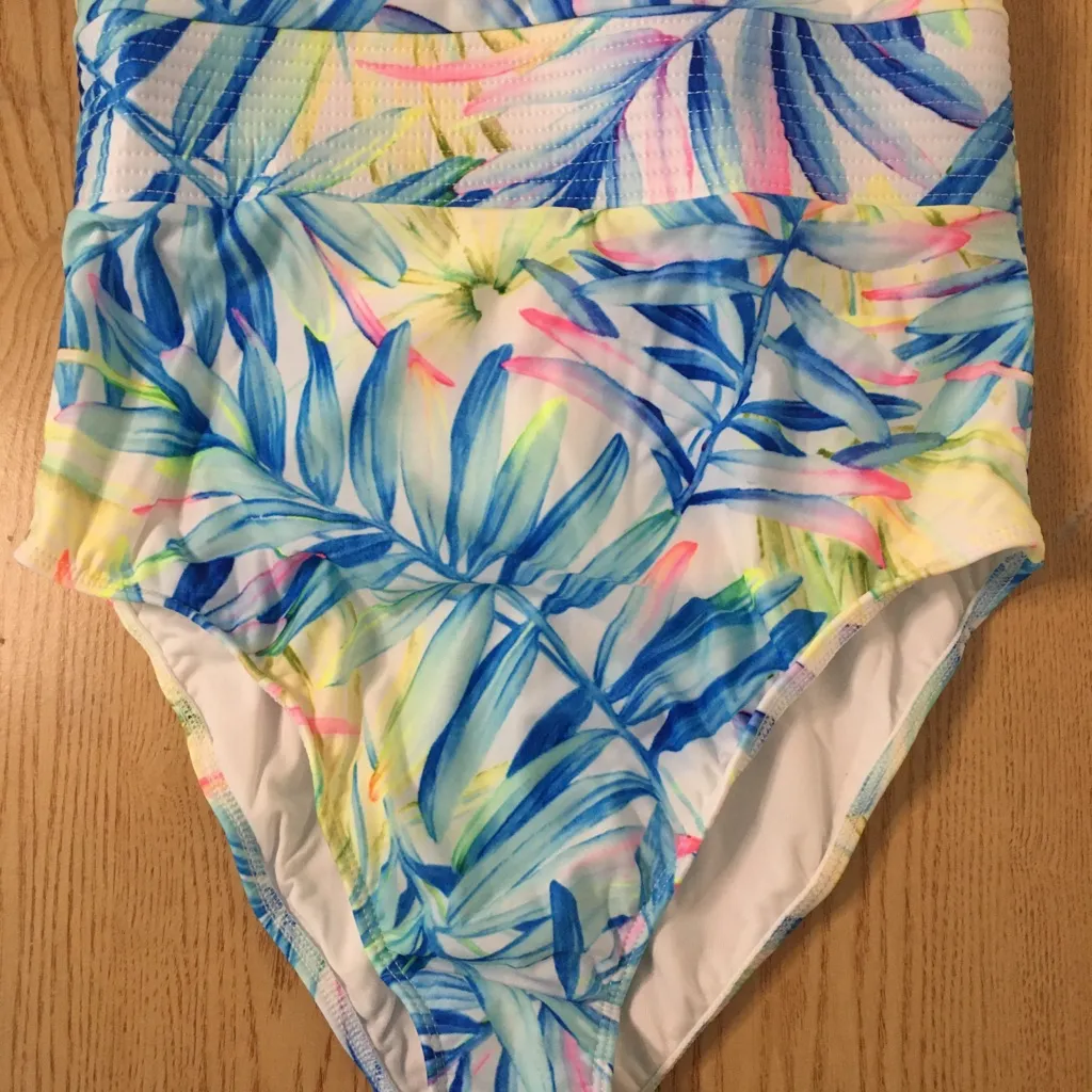 New Women’s Venus Super Sexy 1pc Tropical 🌴 🐠 Print Swimsuit Pastels Size 14 - Image 6