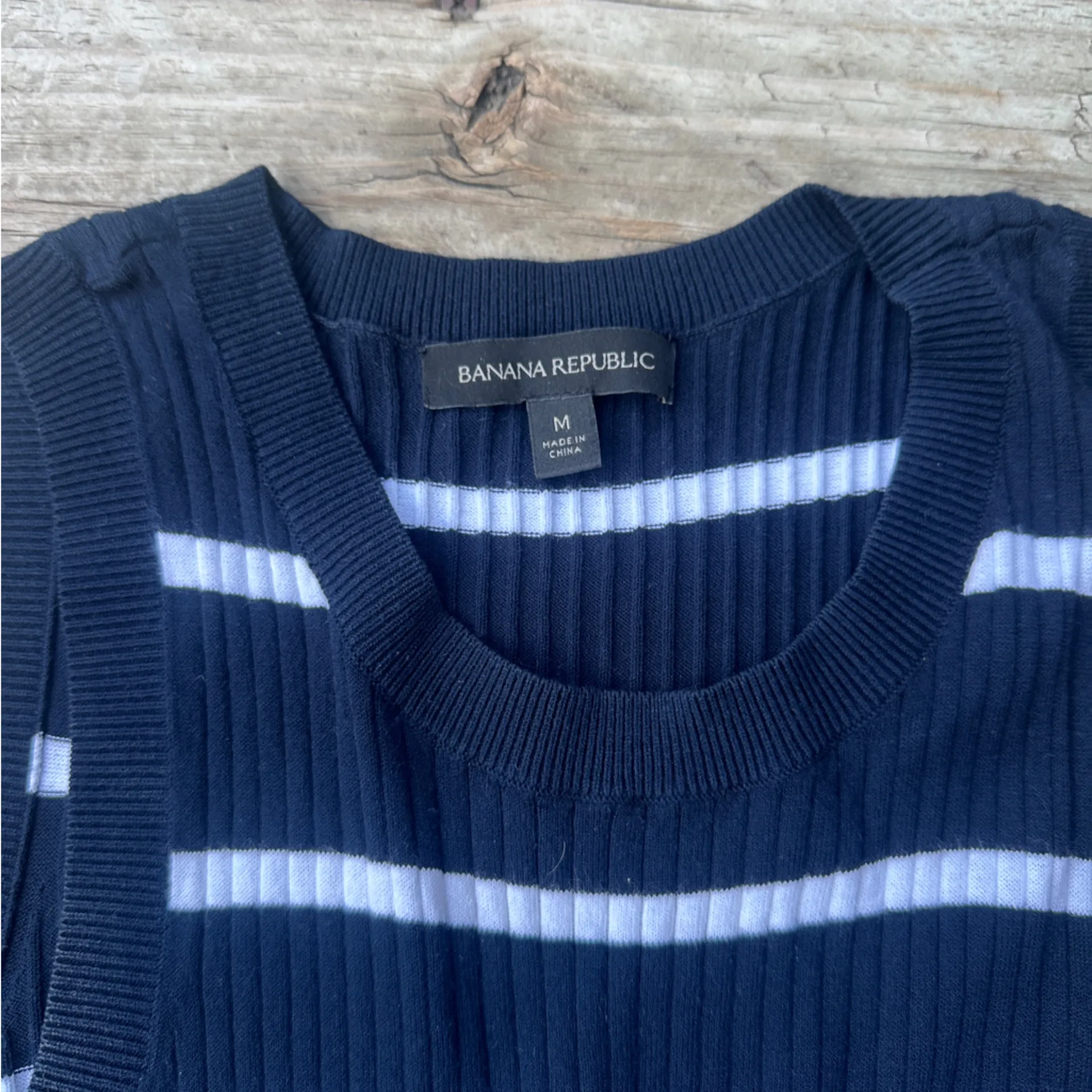 Banana Republic Black and White Striped Lightweight Knit Body Con Maxi Dress, M - Image 4