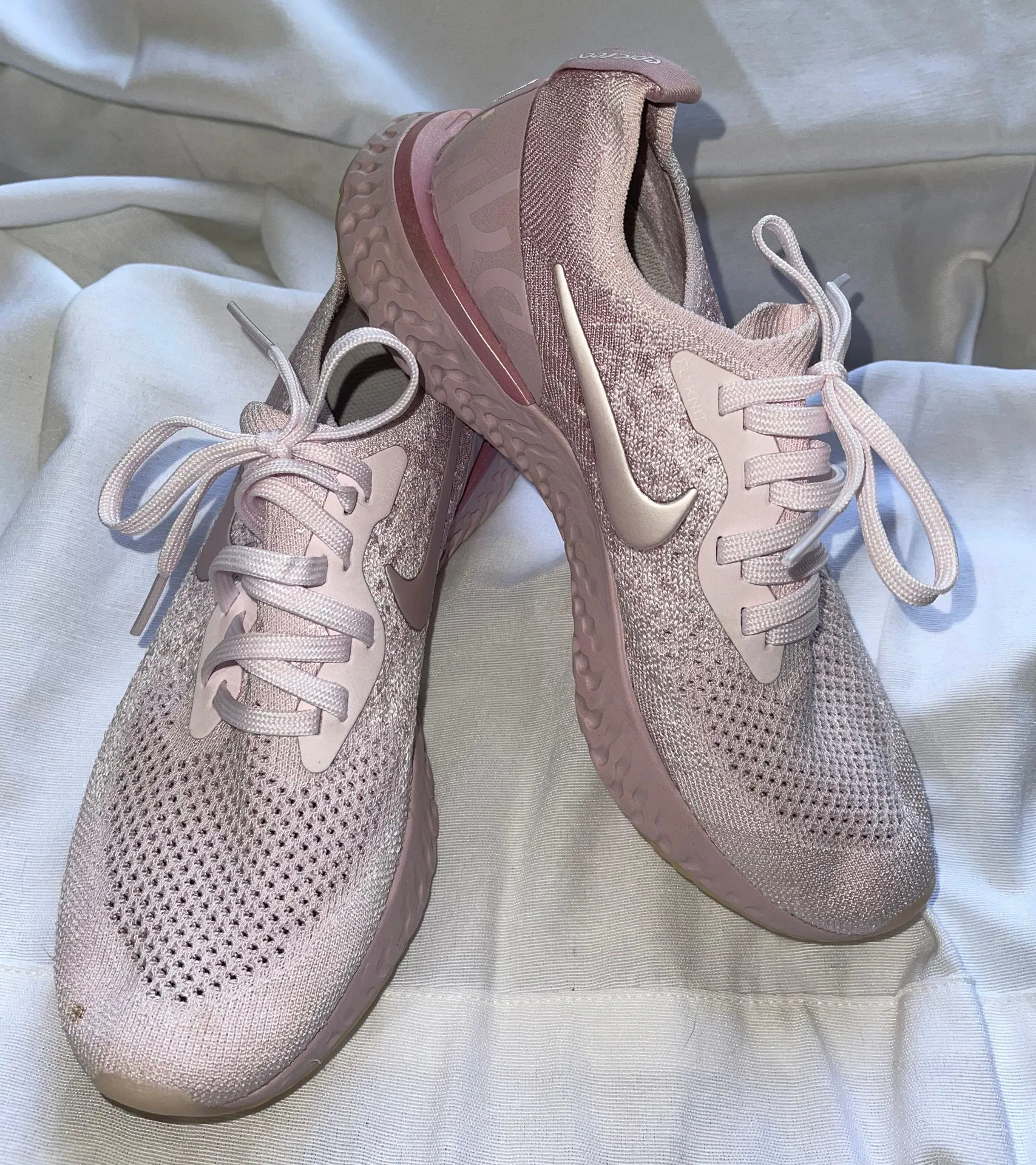 Epic React Flyknit Sneakers Pearl Pink - Image 3