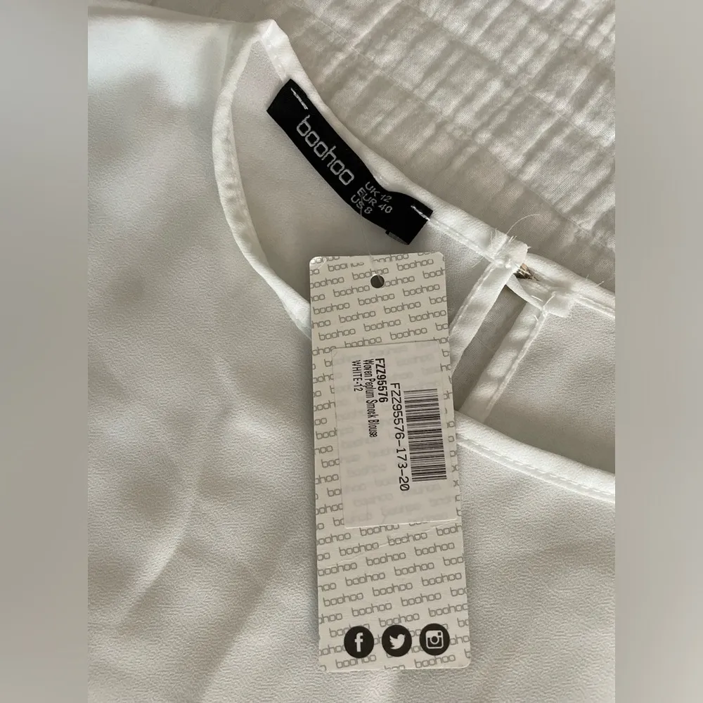 BOOHOO Woven Peplum Smock Blouse Semi-Sheer in White Size 8 US NWT - Image 7