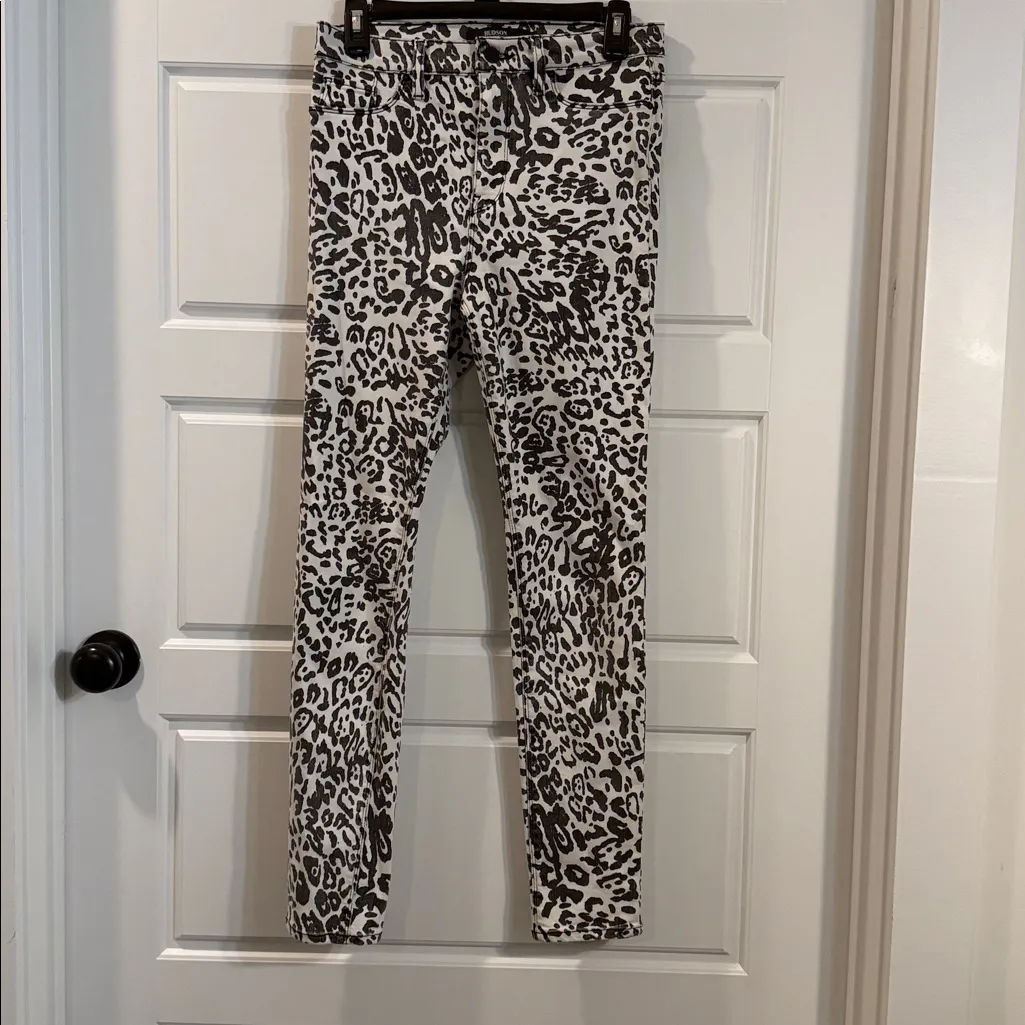 Hudson Barbara Super Skinny Leopard Print Jeans Size 29 - Image 3