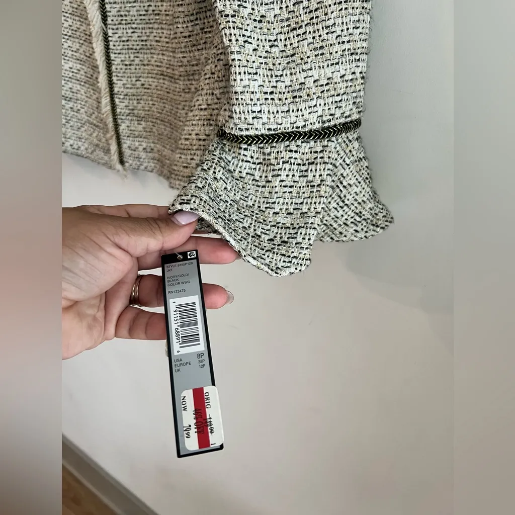 Tahari ASL's open - Image 3