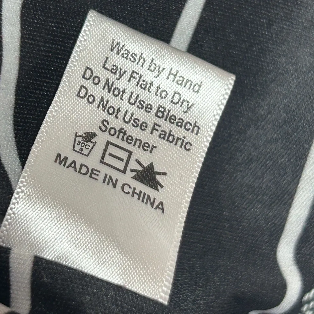 Vest Alabama Crimson Tide Women’s Quilted Herringbone Vest Size Small Black - Image 6