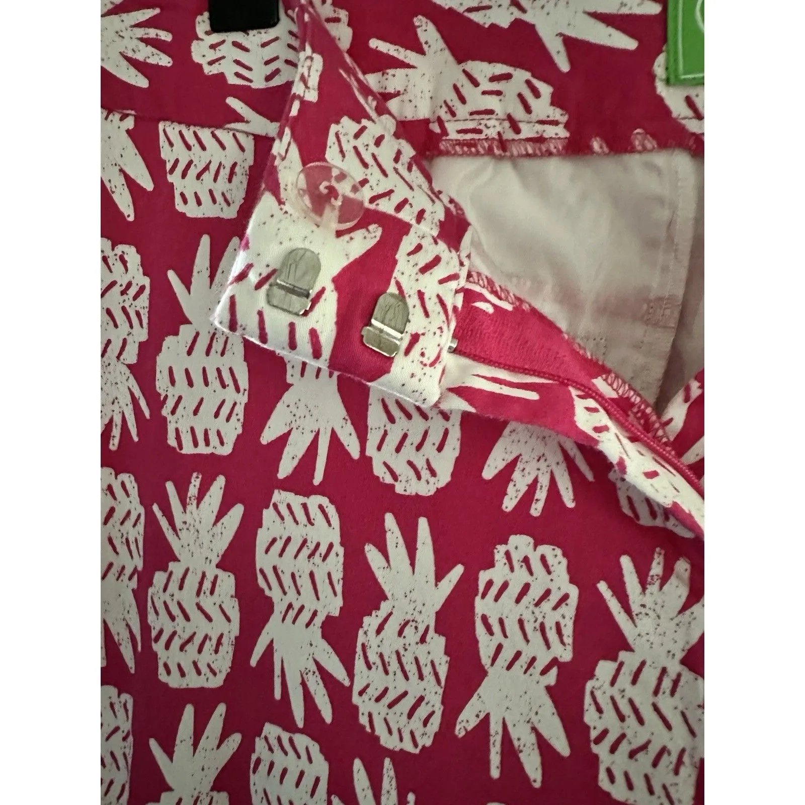 Women’s Pappagallo Pink White Pineapple Print Cropped Chino Pants Size 10 - Image 4