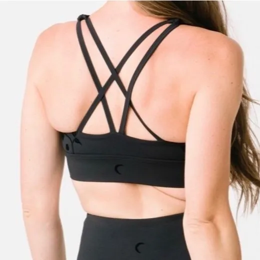 Zyia Black Velvet Floral Light n Tight Strappy Sports Bra Women’s Size Medium - Image 2