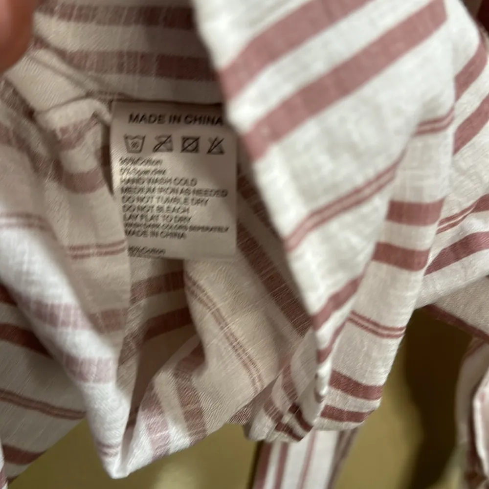 And The Why small Women’s Striped Off Shoulder Peasant Top - Image 5