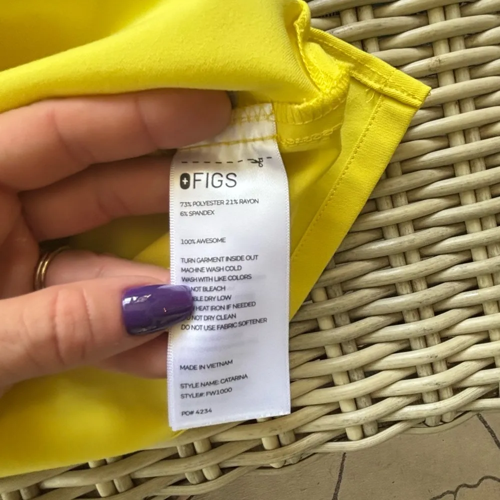 Figs LIMITED COLOR Catarina One Pocket‎ Scrub Top small nurse workwear - Image 5