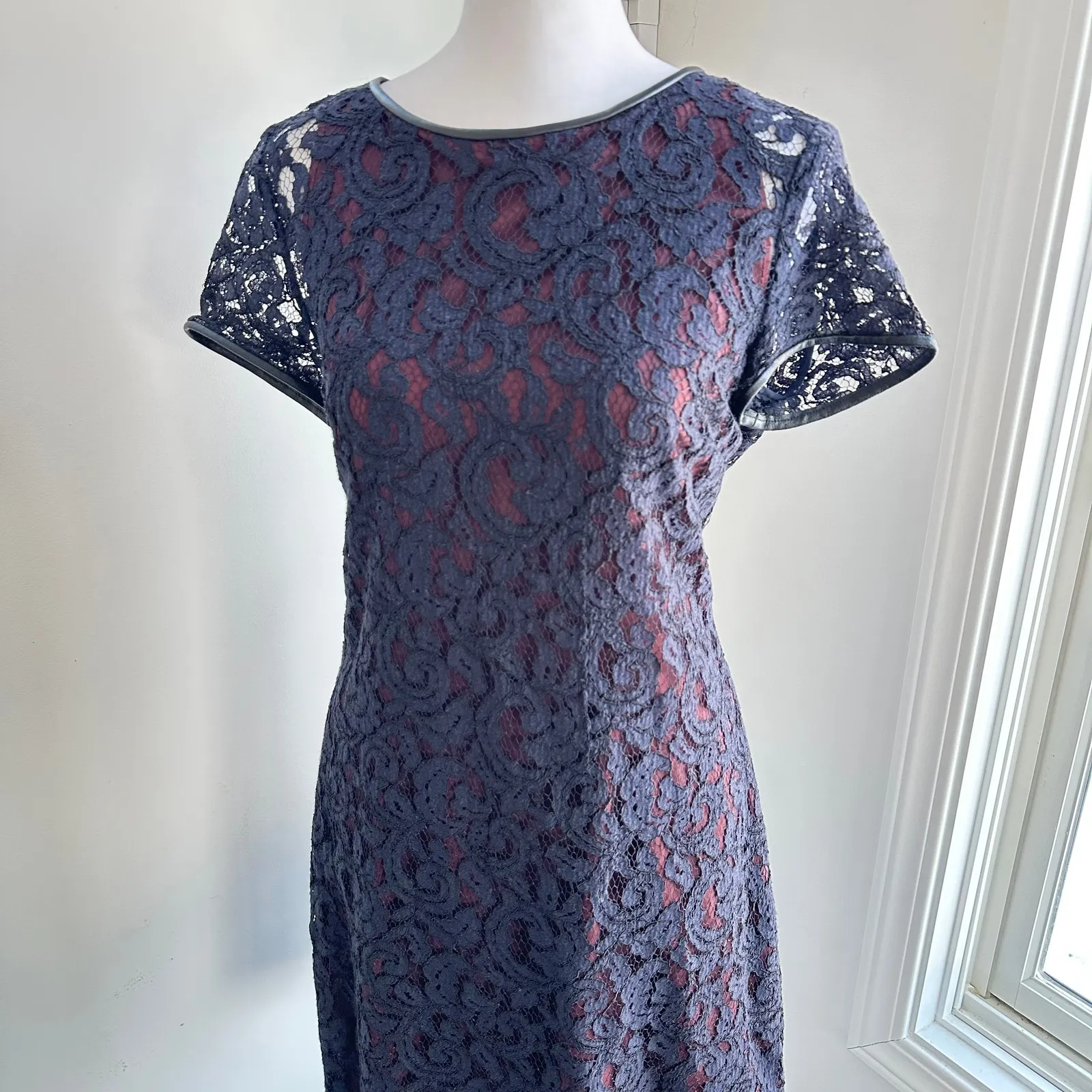 Club Monaco Navy Blue Lace Leather Trim Knee Length Layered Dress‎ Size 6 - Image 2