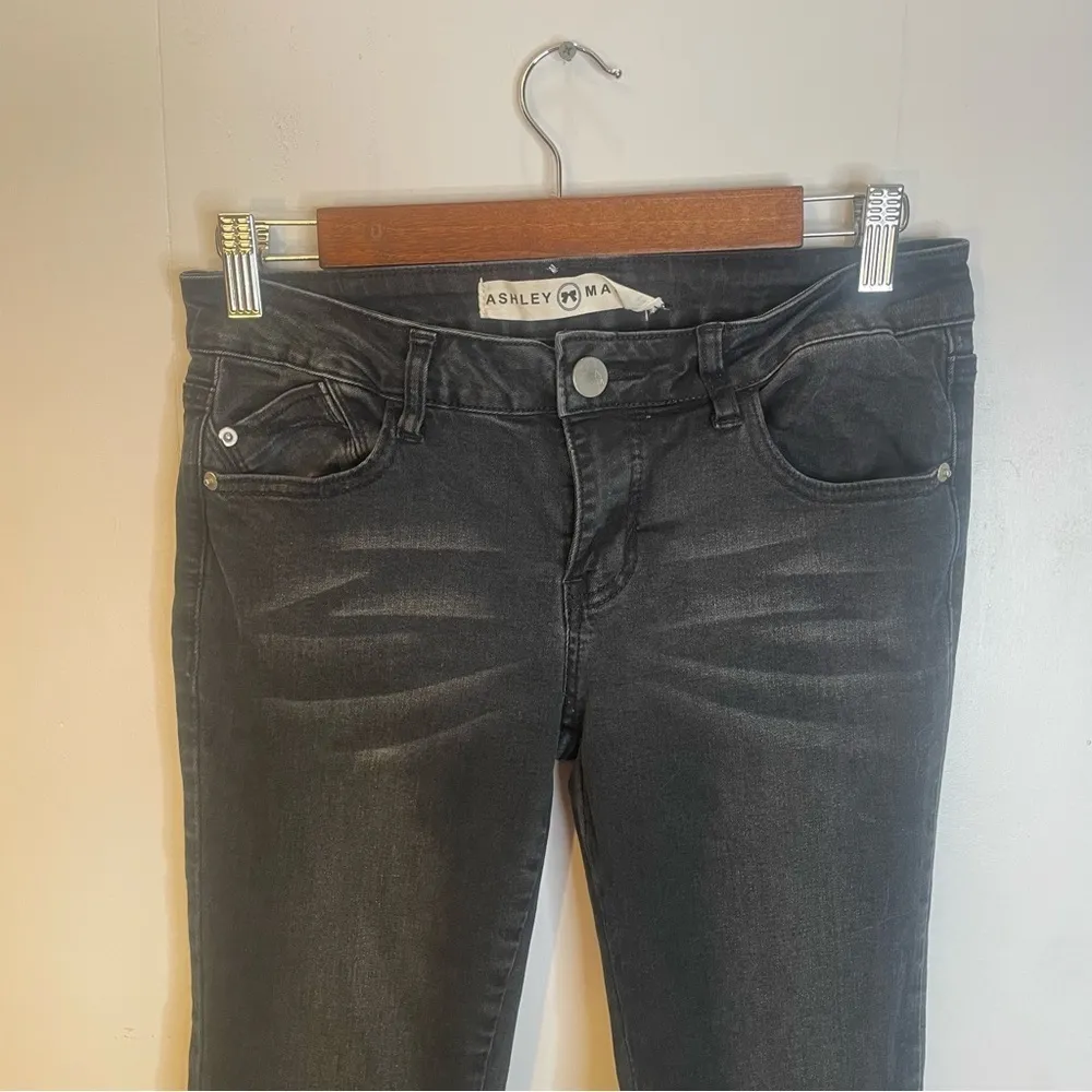 Ashley Mason Black Moto Skinny Jeans – Ankle Zip, Raw Hem, Size 5 Juniors - Image 4