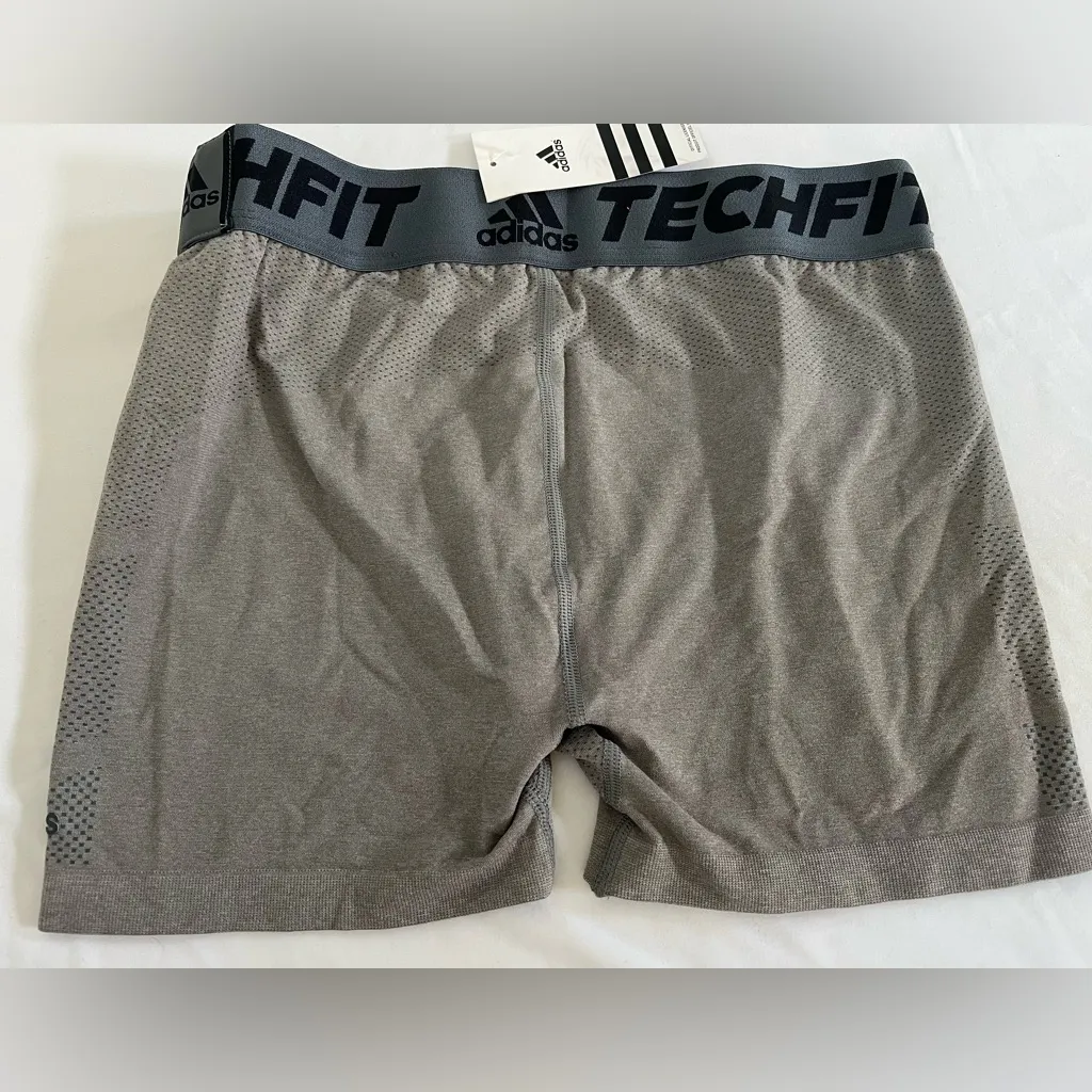 Adidas Techfit 3" Knit Athletic Running Gym Shorts AZ0665 Gray XL Womens NWT $60 - Image 3