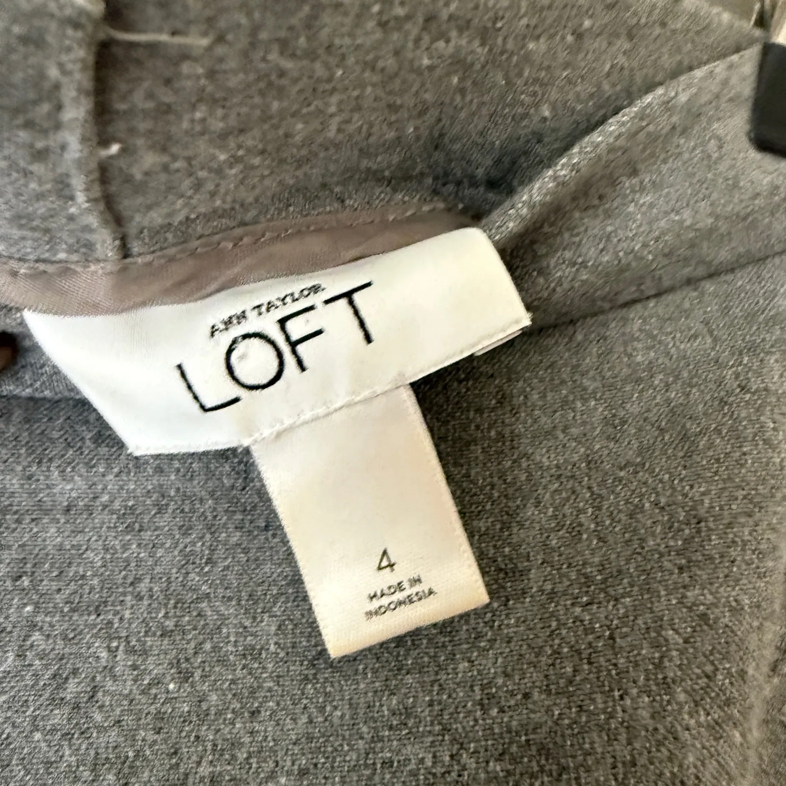 LOFT Skirt‎ Size 4 Gray mini pencil career - Image 4