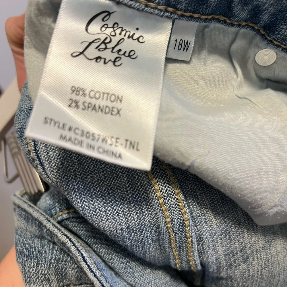 Cosmic Blue Love Jean shorts with white piping down the side size 18W - Image 6