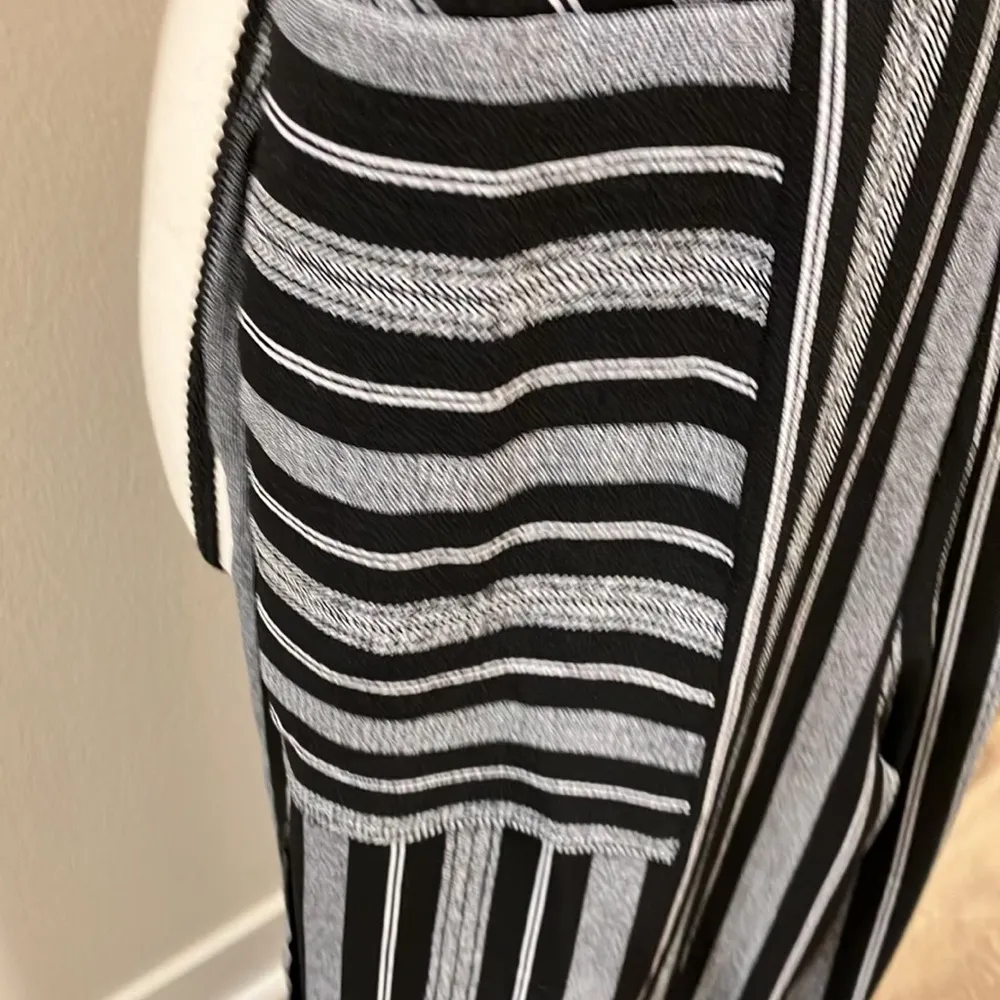 Monteau  black/white romper with zipper pockets side splits on legs 5G - Image 3