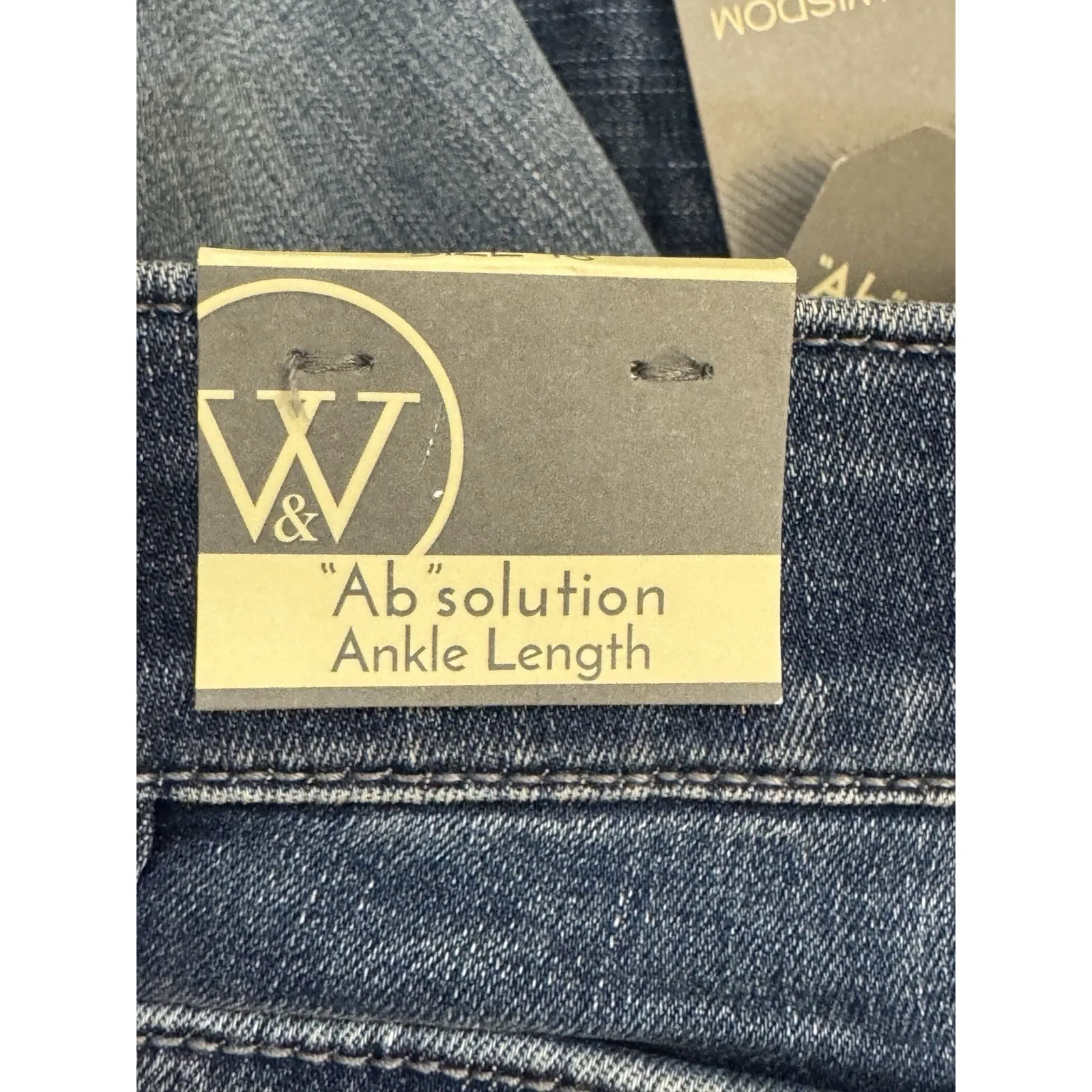 Wit & Wisdom Ankle Length Tapered Jeans Medium Wash Size 16 Ab Technology Blue - Image 5