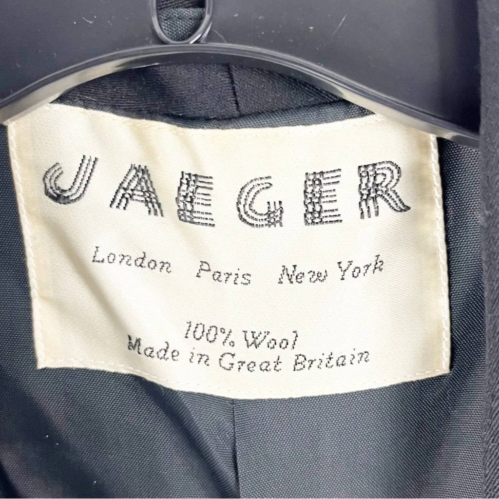 JAEGER Gaberdine Vintage 100% Wool Shawl Collar Single Button Lined Blazer 6 - Image 4