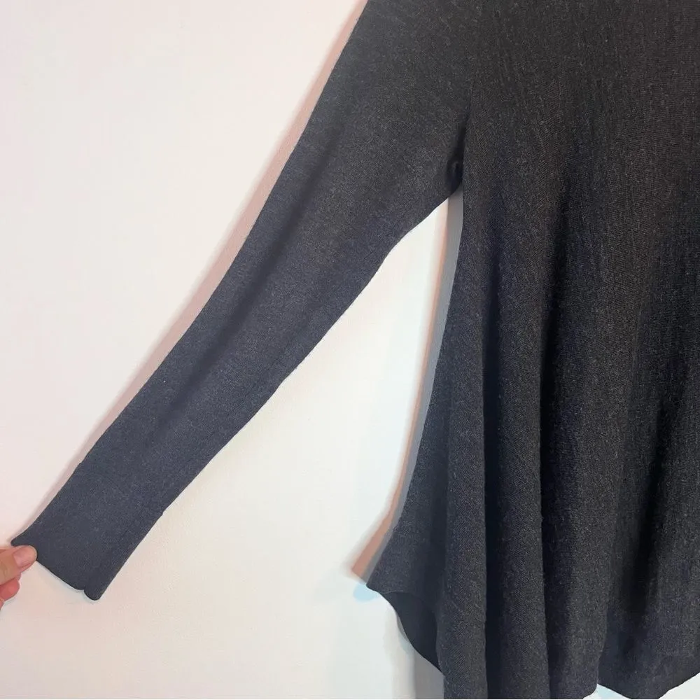 Banana Republic 100% Merino Wool Handkerchief Edge Sweater - Image 7