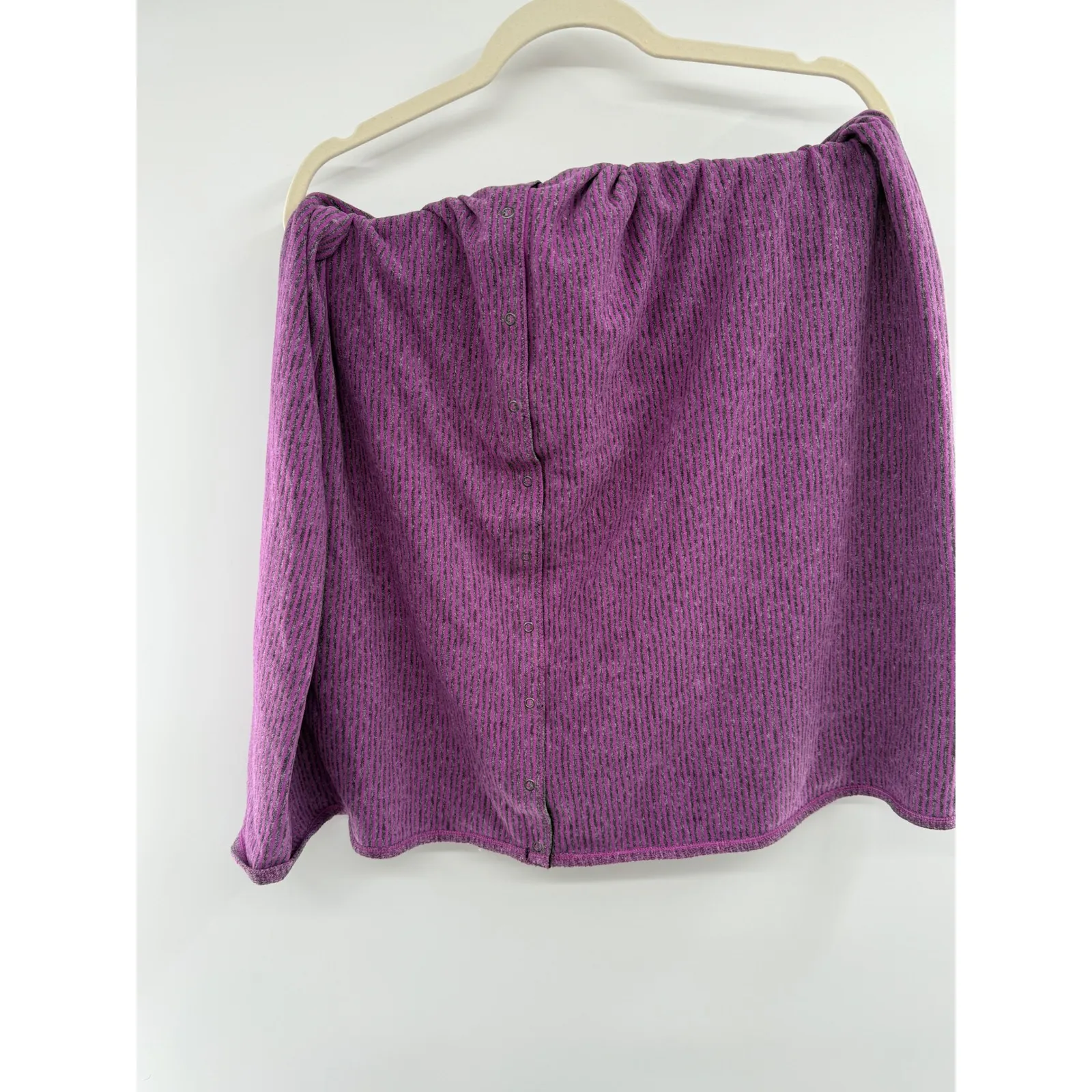 lululemon Vinyasa Snap Scarf Purple Gray Striped Reversible Infinity Wrap - Image 3