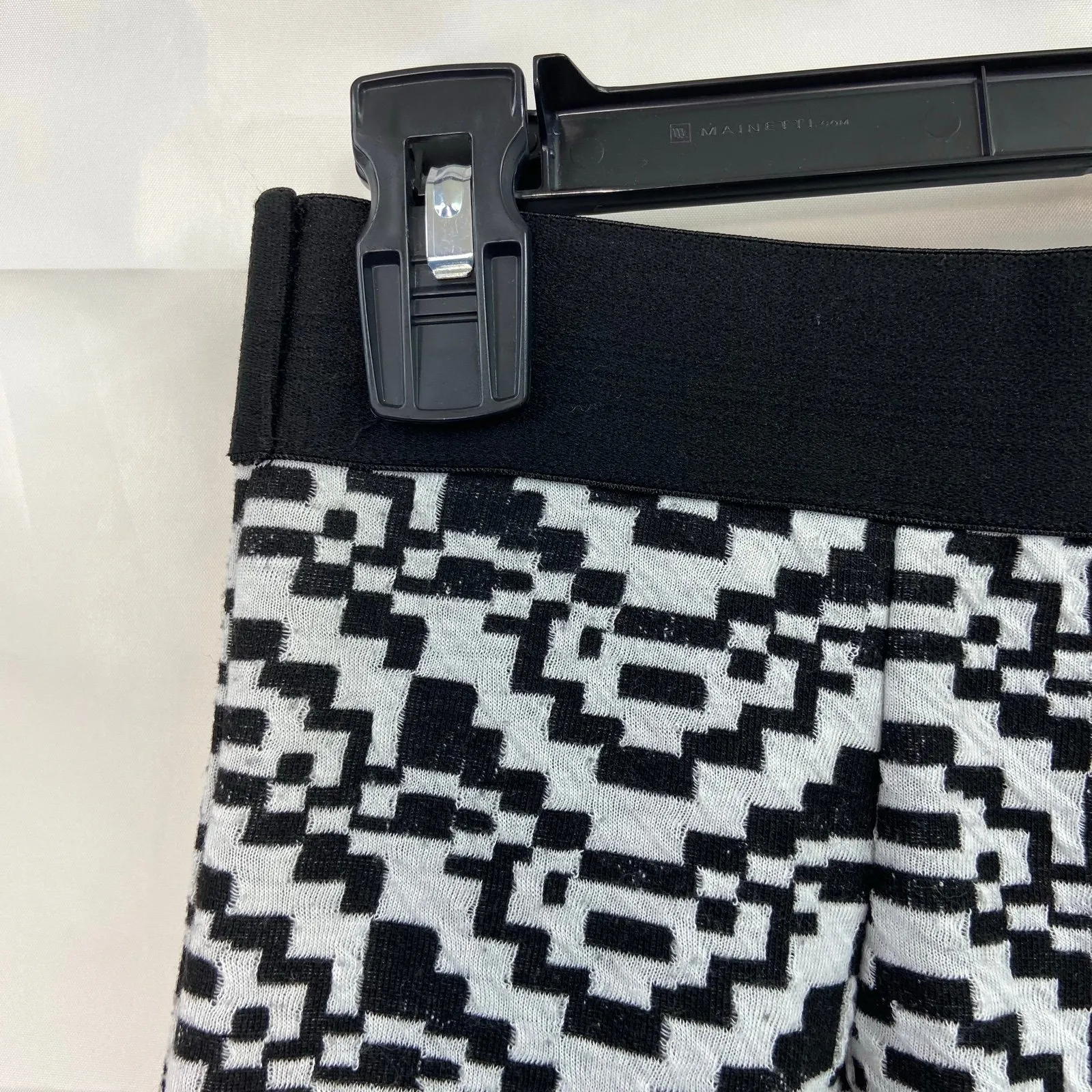 Vintage Metrowear white black geometric pull on stretch mermaid midi skirt M Size M - Image 2