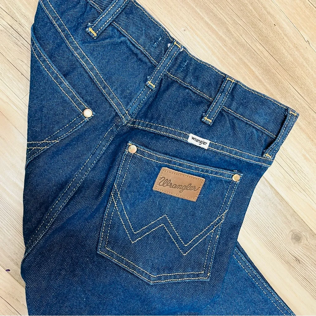Wrangler ‘70s High Rise Flare Jean High-Waisted Blue Flare Jeans sz 26/32 - Image 8