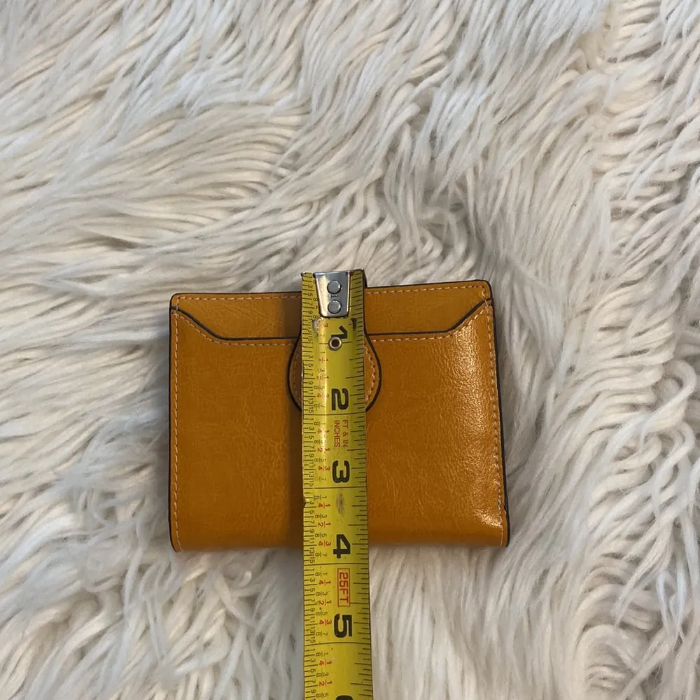 SEAMMER women’s wallet BNWOT see all photos for design and color Orange - Image 7