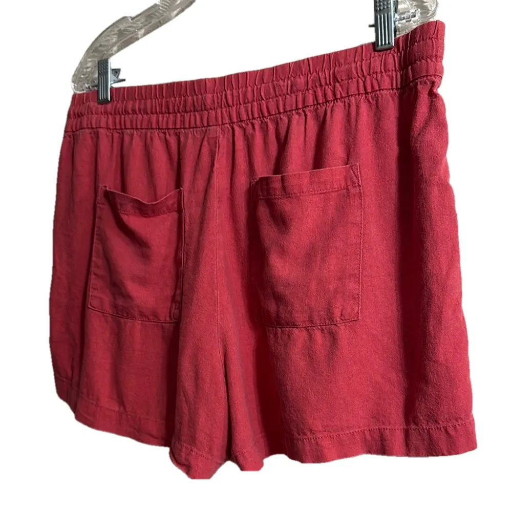 GAP Red High Waist Casual Shorts - Image 6