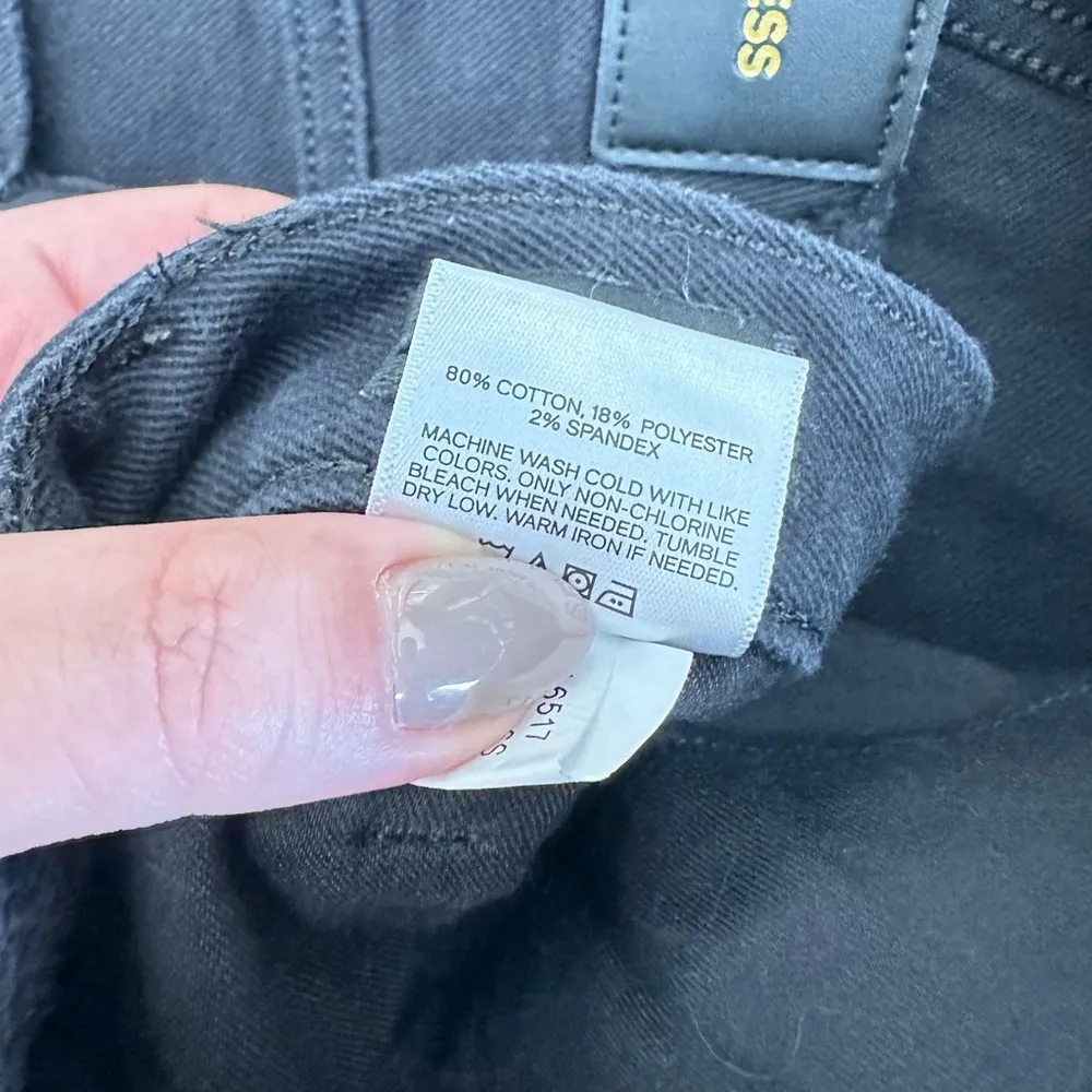 EXPRESS curvy slim super high rise jeans - Image 10